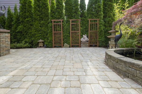 Backyard Hardscape Service in Renton