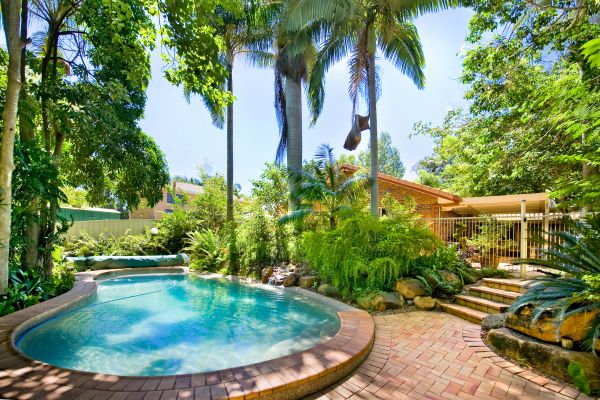 Pool Patio Paving in Renton